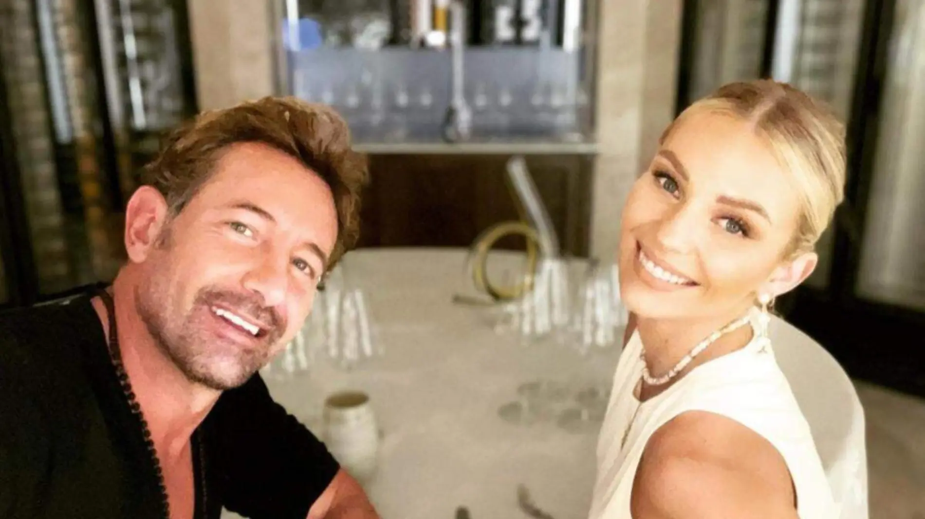 Gabriel Soto e Irina Baeva (1)